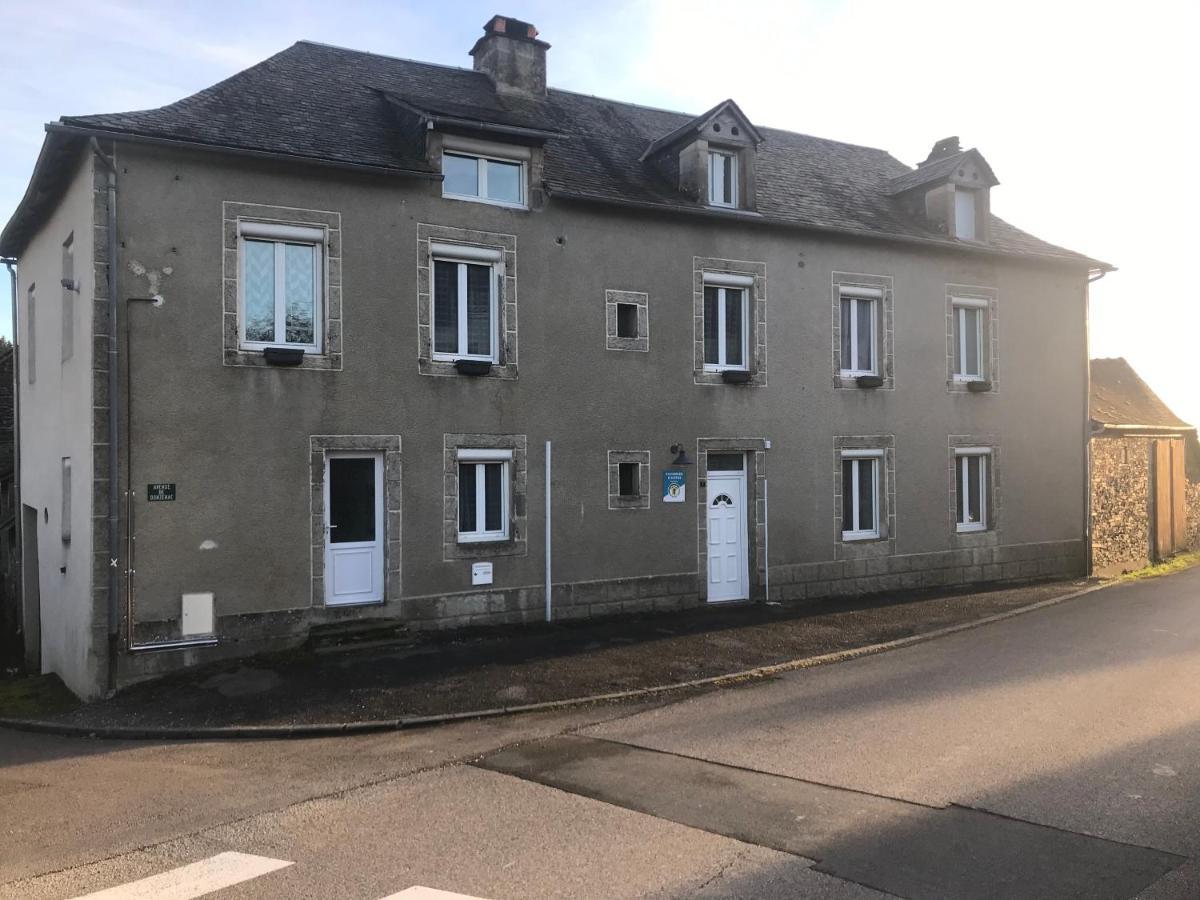 Chambres d'hôtes L'âme de Travassac Donzenac Exterior foto